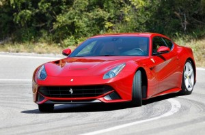 ferrari-f12-stan-1_2