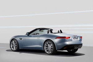 Jag_F-TYPE_V6_studio_image_1_260912-1024x684