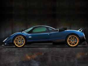 Pagani-Zonda_Tricolore