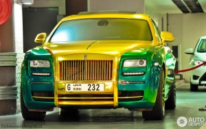 Rolls-Royce Ghost Mansory Gold 1