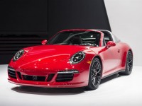 Porsche 911 Targa 4 GTS 8