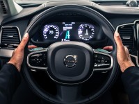 Volvo IntelliSafe Auto Pilot 6