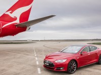 Tesla Model S lietadlo 1