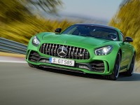 mercedes-amg-gt-r 1