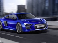 2015-audi-r8-e-tron 1