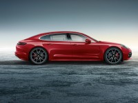porsche-exclusive-panamera-turbo-executive-1