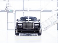 last-rolls-royce-phantom-VII-1