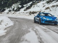 2017-alpine-a110-c
