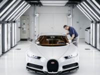 2017-bugatti-chiron-production-at-molsheim-factory-1