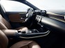 2018_Mercedes-Benz_A_interier-6