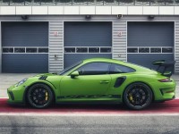 2018-porsche-911-gt3-rs-1
