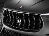 2019-maserati-levante-trofeo-1