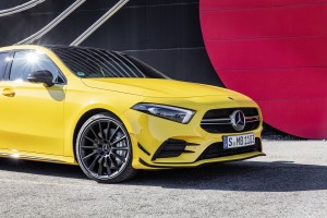 2019-Mercedes-AMG-A35-4MATIC-1