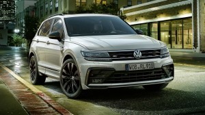 vw-tiguan-black-style-r-line-design-1