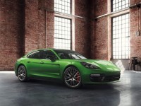 Porsche-Panamera-GTS-Mamba-green-2