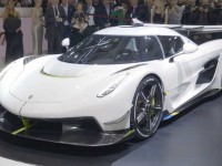 Koenigsegg-Jesko-1