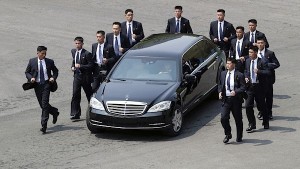 kim cong-un-mercedes-maybach-s600-pullman-guard