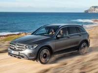 Mercedes-Benz-GLC-2020