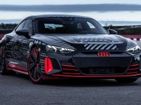 2021-audi-rs-e-tron-gt-9