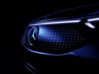 2021-Mercedes-EQS-26