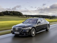 2021-Mercedes-Benz-S-hybrid-1