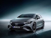 2022-Mercedes-Benz-EQE-2