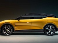 2023-lotus-eletre-1