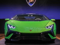 2022-lamborghini-huracan-tecnica-4