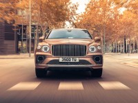 2023-bentley-bentayga-ewb-6