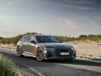 2023-Audi-RS6-Avant-Performance-0