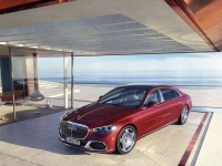 2023-mercedes-maybach-s580e-3