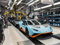 lamborghini-factory-evolution-16