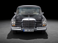 Automobile Exzellenz: Mercedes-Benz 600 „Großer Mercedes“ (W 100) feiert 1963 PremiereAutomotive excellence: The Mercedes-Benz 600 “Grand Mercedes” (W 100)  celebrates its premiere in 1963