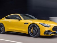 2024-mercedes-amg-gt-43-coupe-1