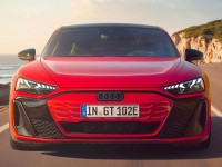 2025-audi-e-tron-gt-quattro-2