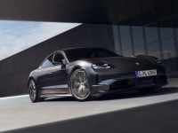 2025-porsche-taycan-black-edition-1