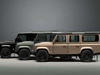 2025-land-rover-classic-defender-with-octa-paint-1
